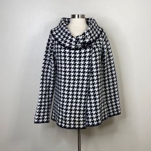 Ellen Tracy Black Houndstooth Wool Swing Coat